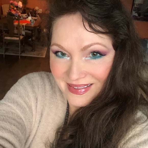 Meet your Posher, Emiliya - Picture 5 of 5